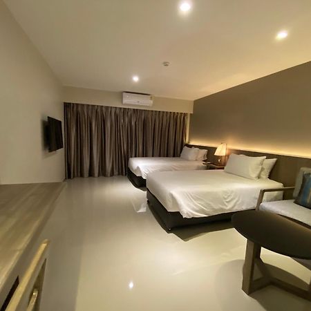 The Madera Lodge Pattaya Джомтьен Экстерьер фото