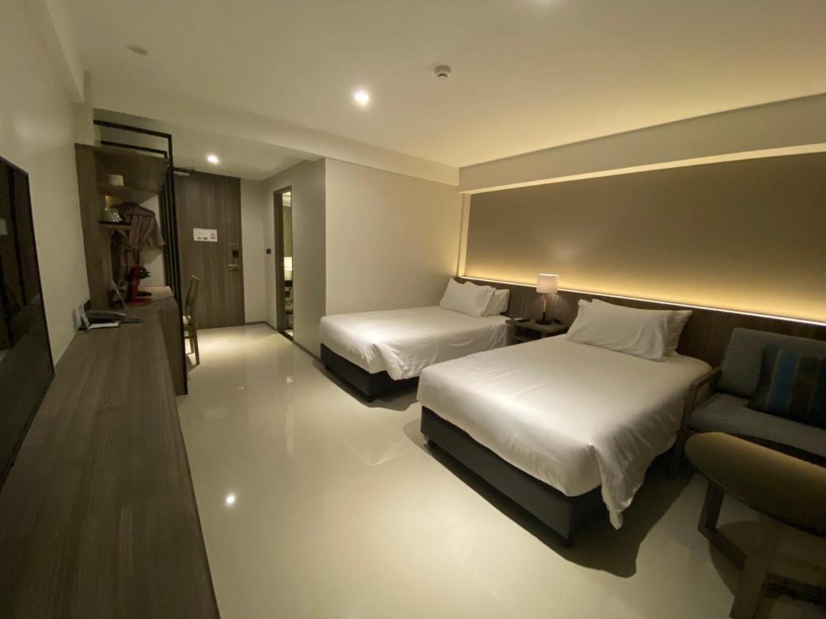 The Madera Lodge Pattaya Джомтьен Экстерьер фото